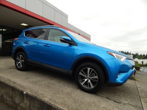2018 Toyota RAV4 All Wheel Drive Certified RAV 4 XLE AWD SUV for sale in Vancouver, OR – photo 10