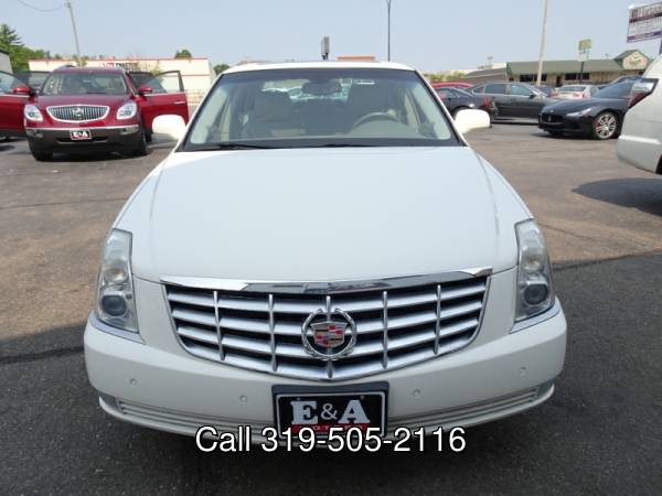 2011 Cadillac DTS Luxury Collection - cars & trucks - by dealer -... for sale in Waterloo, IA – photo 9