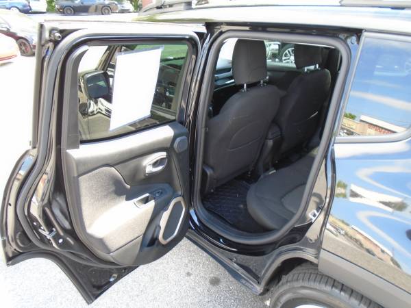 2015 Jeep Renegade Loaded call BETO today - - by for sale in Stone Mountain, GA – photo 11
