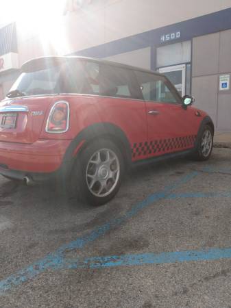 2010 mini Cooper only 138000 miles - cars & trucks - by owner -... for sale in Indianapolis, IN – photo 3