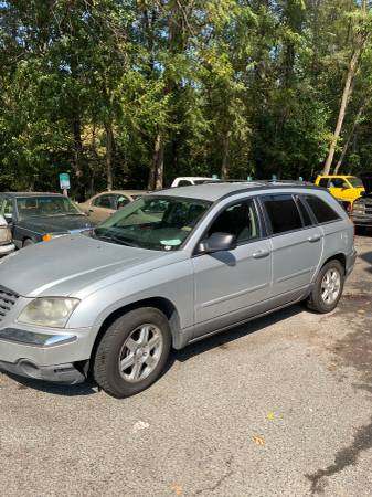2006 Chrysler Pacifica Touring SUV Silver (Best Offer) for sale in Silver Spring, District Of Columbia