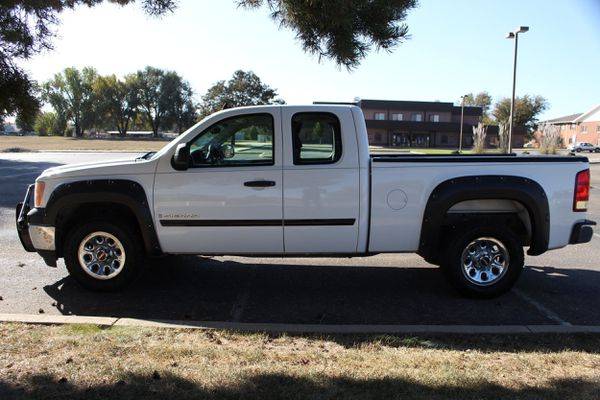 2007 GMC Sierra 1500 Work Truck - Over 500 Vehicles to Choose From! for sale in Longmont, CO – photo 9
