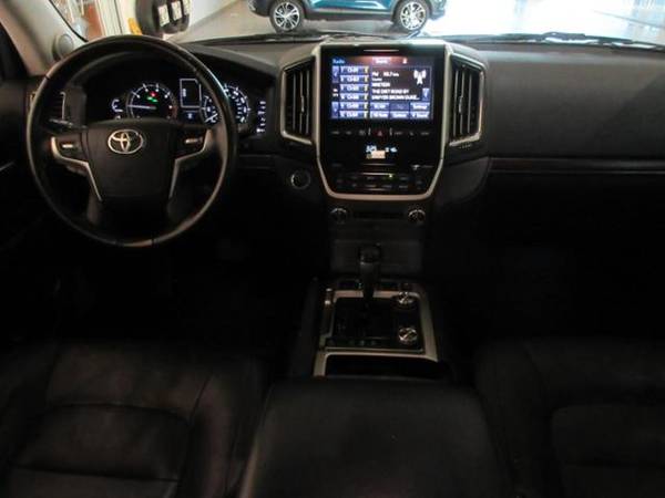 2016 TOYOTA LAND CRUISER - KBB Says $65,972...We Say $60,153 - cars... for sale in Green Bay, WI – photo 5