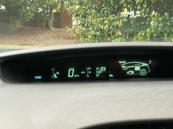 CLEAN 2011 TOYOTA PRIUS V - - by dealer - vehicle for sale in Kennesaw, GA – photo 12