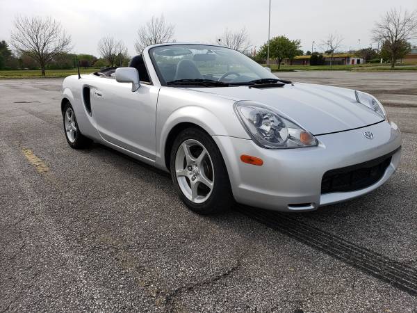 2000 Toyota MR2 Spyder 5 Speed Manual for sale in Columbus, IN – photo 9