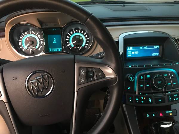 2010 Buick LaCrosse CXL for sale in Williamsville, NY – photo 6