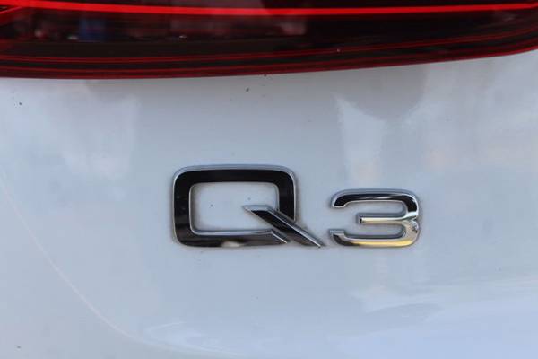 2018 Audi Q3 Premium Plus AWD All Wheel Drive SKU: JR013097 - cars & for sale in Renton, WA – photo 11