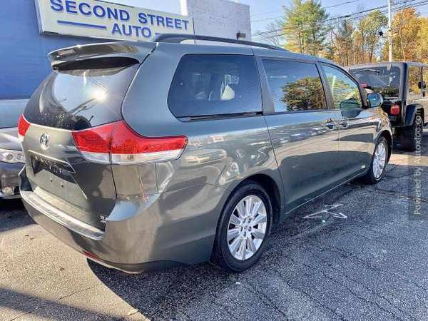 2013 Toyota Sienna Xle Clean Carfax 3.5l 6 Cylinder Awd 6-speed Automa for sale in Manchester, VT – photo 7