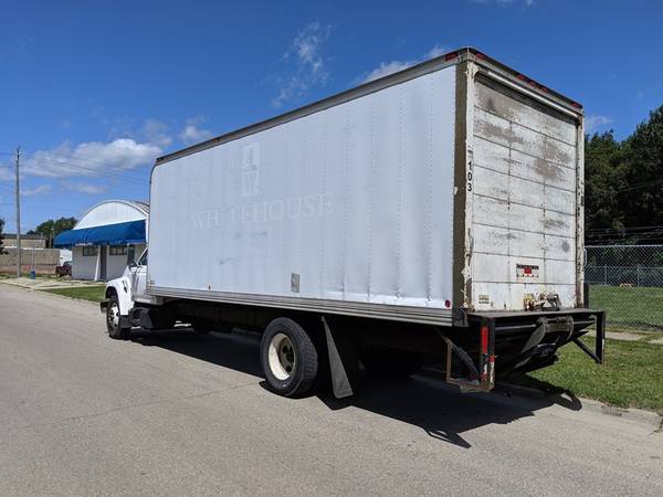 1998 Ford Box Truck for sale in Waterloo, IA – photo 4