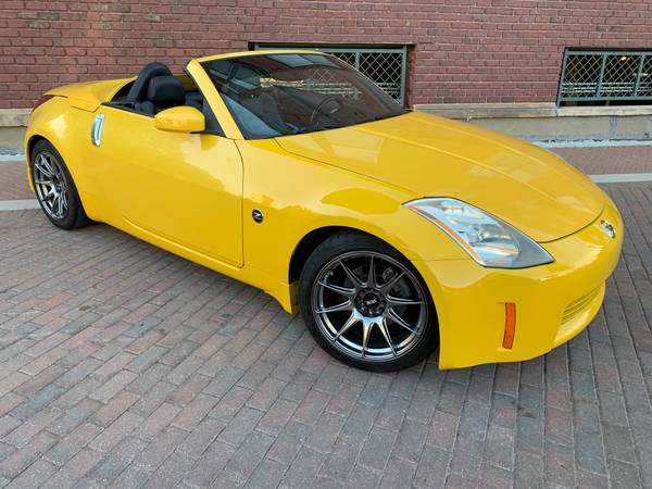2005 NISSAN 350Z ROADSTER. RUNS, DRIVES, AND HANDLES GREAT! for sale in 2829 N. BROADWAY WICHTA KS, KS – photo 3