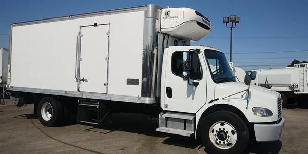2018 Freightliner 20ft Reefer Freezer Truck Lift Cummins Thermoking... for sale in Los Angeles, CA