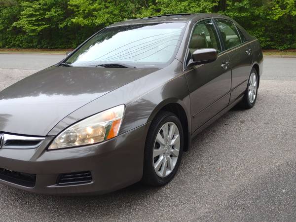 2006 Honda Accord EX-L V6 (153k miles) for sale in Raleigh, NC – photo 10