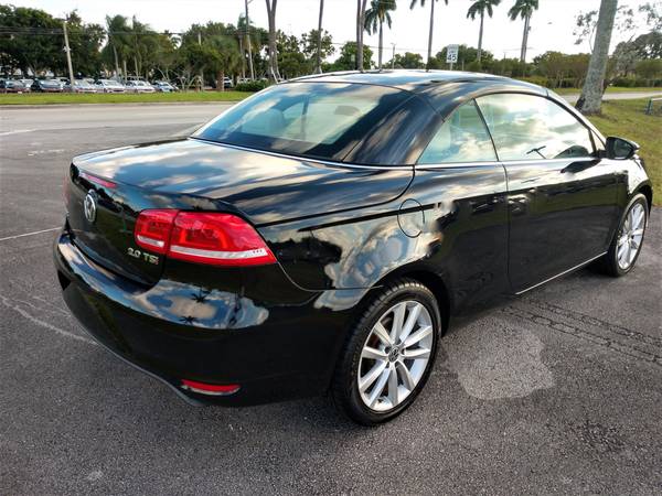 2013 VOLKSWAGEN EOS CONVERTIBLE ONE OWNER ($1000 DOWN WE FINANCE ALL) for sale in Pompano Beach, FL – photo 16