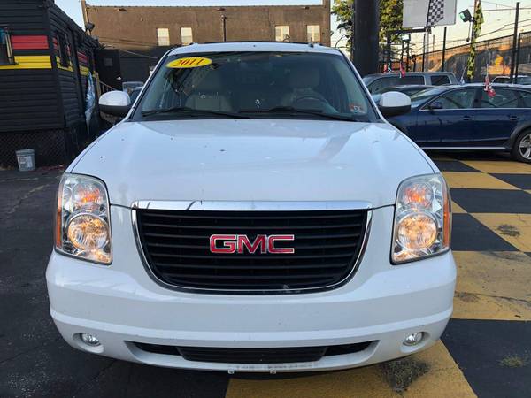 2011 GMC Yukon XL*DOWN*PAYMENT*AS*LOW*AS for sale in West Harrison, NY – photo 2