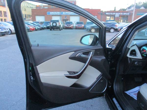 2012 Buick Verano Leather **Sunroof/New Tires & Cold AC** - cars &... for sale in Roanoke, VA – photo 11
