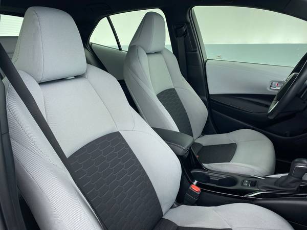2019 Toyota Corolla Hatchback SE Hatchback 4D hatchback White - -... for sale in La Crosse, MN – photo 18