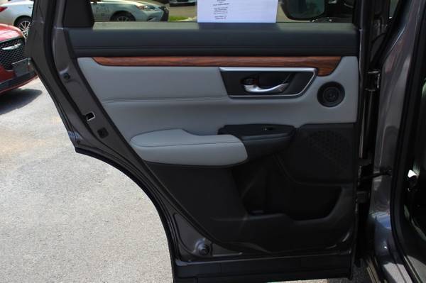 2018 Honda CR-V Touring 2WD Modern Steel Metallic - cars & for sale in Gainesville, FL – photo 18