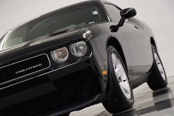 4 BRAND NEW TIRES! 27 MPG HWY! 2014 Dodge *CHALLENGER SXT* Coupe... for sale in Clinton, MO – photo 14