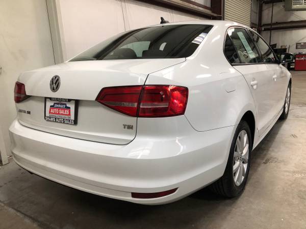 2015 Volkswagen Jetta SE, Low Miles, Leather, Very Clean! for sale in Madera, CA – photo 3