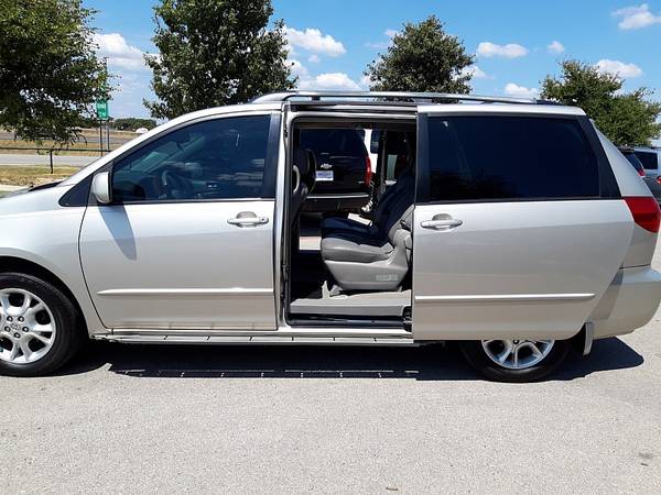 2004 Toyota Sienna 4d Wagon XLE CALL FOR DETAILS AND PRICING for sale in Kyle, TX – photo 13