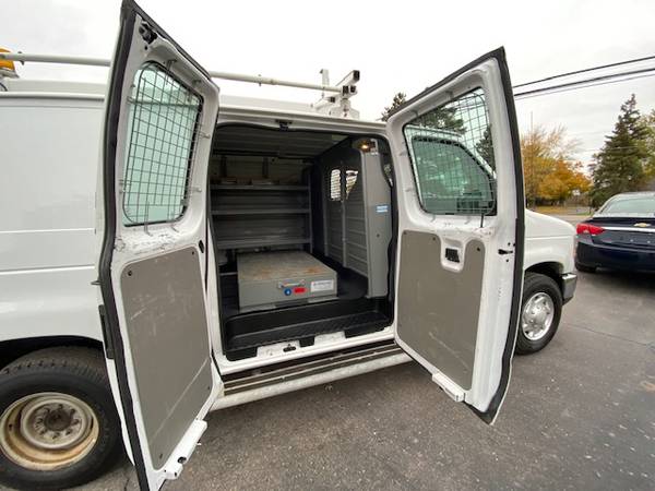 2013 Ford E-250 Econoline Cargo Van ***INCLUDES LADDER RACK****** -... for sale in Swartz Creek,MI, MI – photo 15