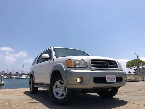2002 Toyota Sequoia SR5 3rd row, leather - - by for sale in Chula vista, CA – photo 2