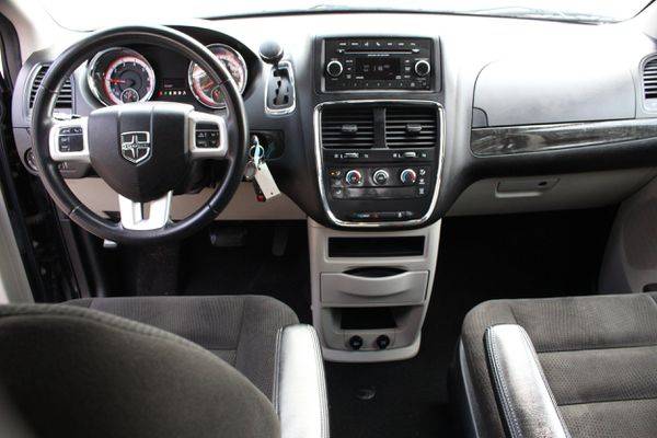 2015 Dodge Grand Caravan SE - Over 500 Vehicles to Choose From! for sale in Longmont, CO – photo 15
