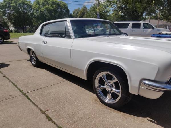 NICE AMERICAN CLASSIC! 1966 CHEVROLET CAPRICE-DRIVES PERFECT for sale in Cedar Rapids, IA – photo 10