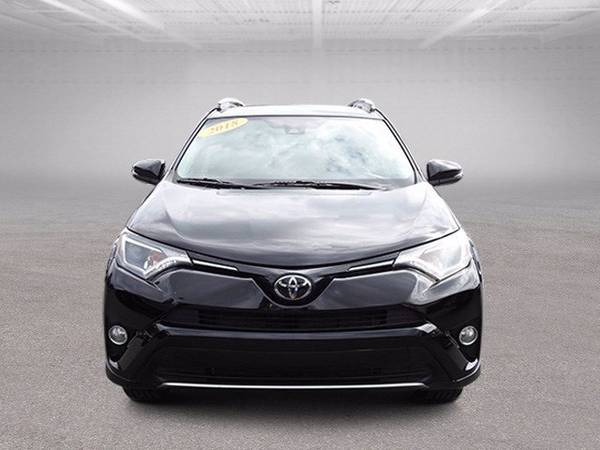 2018 Toyota RAV4 XLE 2WD w/ Sunroof - cars & trucks - by dealer -... for sale in Wilmington, NC – photo 3