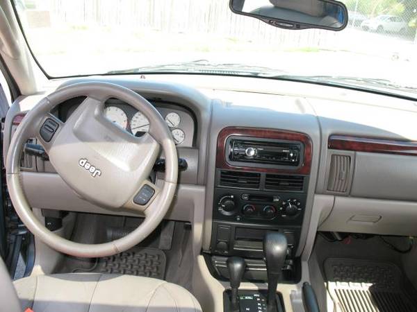 2003 Jeep Grand Cherokee 4dr Limited 4WD - cars & trucks - by dealer... for sale in Roy, WA – photo 13