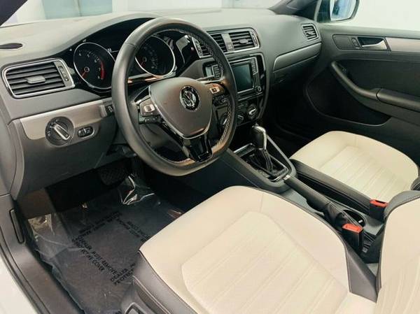 2017 Volkswagen Jetta 1.8T Sport Automatic *GUARANTEED CREDIT... for sale in Streamwood, IL – photo 14