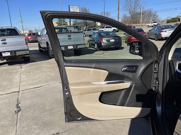 2018 Dodge Journey 4d SUV FWD SXT V6 - - by dealer for sale in Cincinnati, OH – photo 11