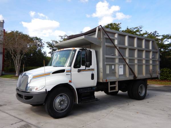 2010 International 4300 White - - by dealer for sale in West Palm Beach, SC – photo 3