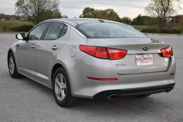 2015 KIA OPTIMA LX ***34K MILES ONLY*** - cars & trucks - by dealer... for sale in Omaha, IA – photo 12