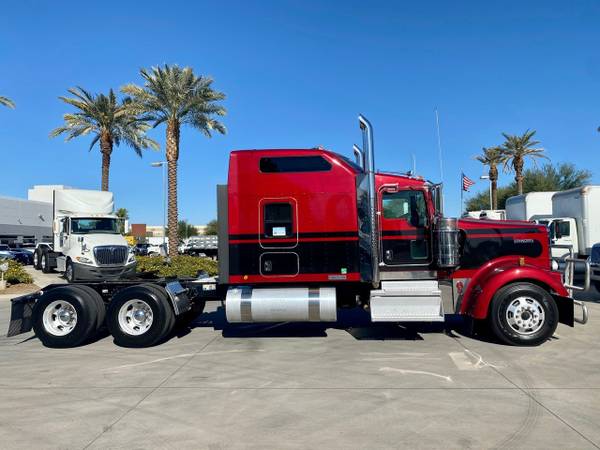 2018 KENWORTH W900 86" CONDO SLEEPER - cars & trucks - by dealer -... for sale in Phoenix, CA – photo 4