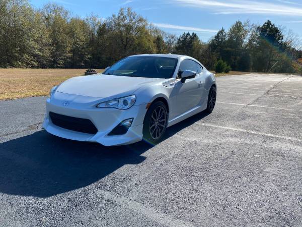 2013 Scion FR-S 6 Speed Manual - cars & trucks - by dealer - vehicle... for sale in Cowpens, SC – photo 4