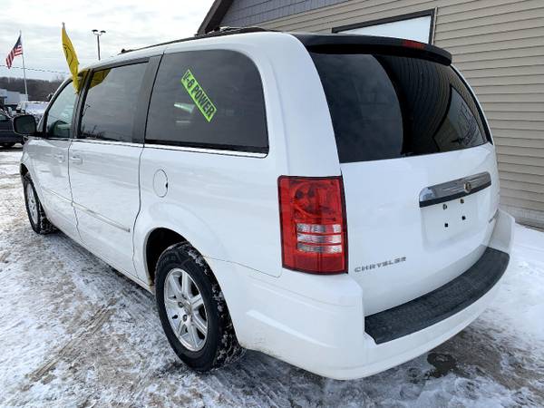 2010 Chrysler Town & Country 4dr Wgn Touring - - by for sale in Chesaning, MI – photo 5