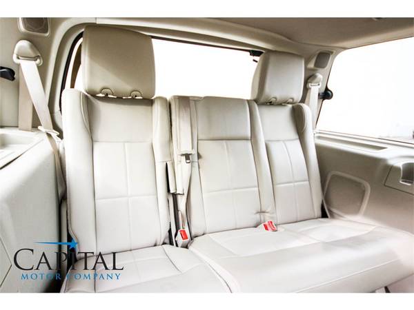 08 Lincoln Navigator 4WD Luxury SUV w/Heated, Cooled Seats, 3rd Row! for sale in Eau Claire, MN – photo 11