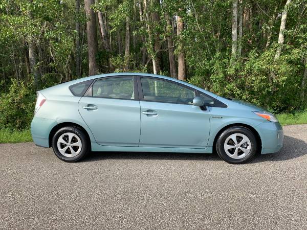 2014 Toyota Prius Hybrid Rear Camera Bluetooth USB ONLY 63K MILES -... for sale in Lutz, FL – photo 6