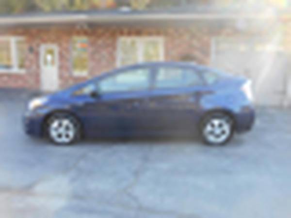 2012 Toyota Prius Prius V - cars & trucks - by dealer - vehicle... for sale in Cass Lake, VT – photo 2