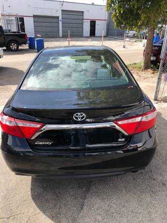 2017 TOYOTA CAMRY SE **LIKE ANEW**CALL HENRY - cars & trucks - by... for sale in HOLLYWOOD 33023, FL – photo 4