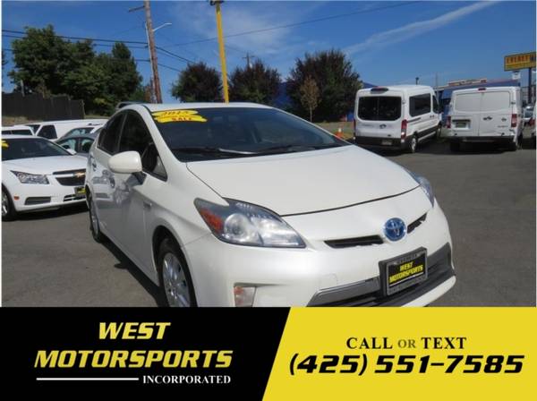 2015 Toyota Prius Plug-In Advanced Hatchback 4D - cars & trucks - by... for sale in Everett, WA – photo 4