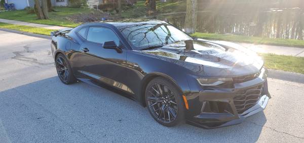 2018 Chevy ZL1 Camaro Tastefully Modded One Owner Low Miles - cars & for sale in Mishawaka, IL – photo 5
