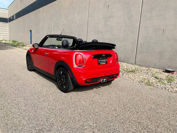 2019 Mini Cooper S - Convertible ! 6 -speed Manual - 5k mi ! NEW !! for sale in Madison, WI – photo 4