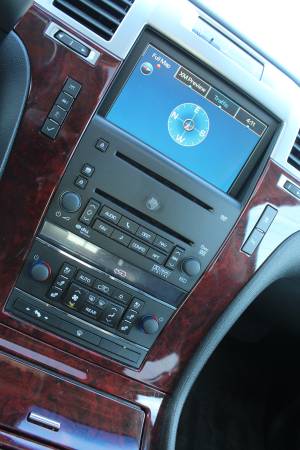 2009 CADILLAC ESCALADE * NAVI * BACK UP CAM * 8 PASSENGER * WARRANTY * for sale in Highland, IL – photo 17