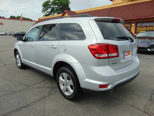 2012 Dodge Journey SXT - cars & trucks - by dealer - vehicle... for sale in South Bend, IN – photo 3