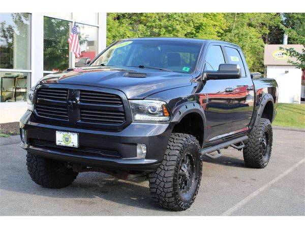 2014 RAM 1500 4wd LIFTED SPORT WITH ALL THE OPTIONS ! **FINANCING... for sale in Salem, NH – photo 2