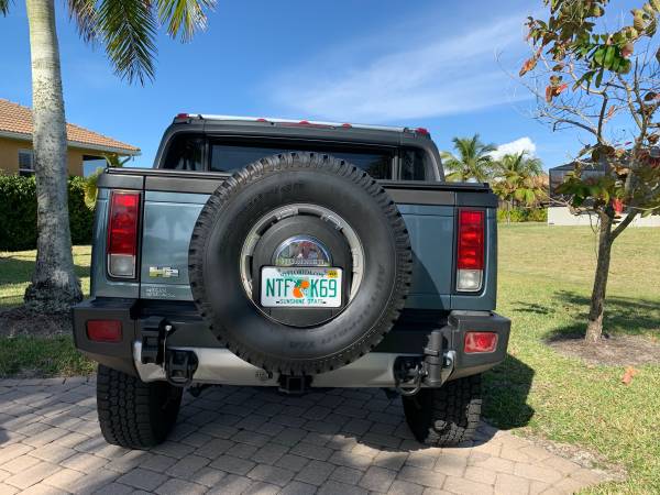 SUPER CLEAN 2008 HUMMER SUT - cars & trucks - by owner - vehicle... for sale in Fort Myers, FL – photo 4