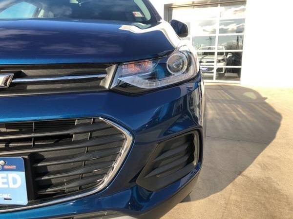 2019 Chevrolet Trax LT - wagon - cars & trucks - by dealer - vehicle... for sale in Manitowoc, WI – photo 10