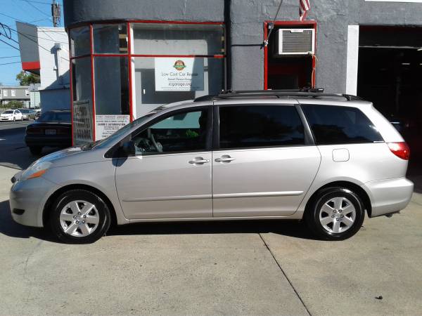 2008 Toyota Sienna LE - cars & trucks - by owner - vehicle... for sale in Frederick, MD – photo 2